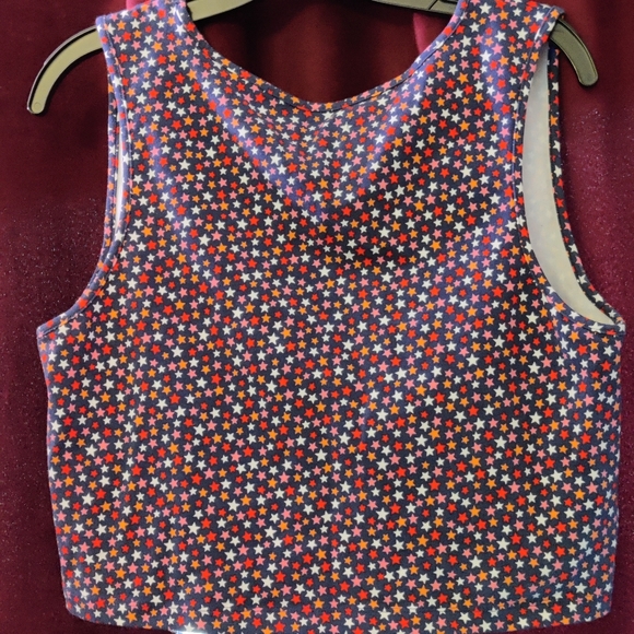 XXL Lou & Grey LOFT Red White Blue Stars 4th of July Athleisure Crop Top - Picture 3 of 7